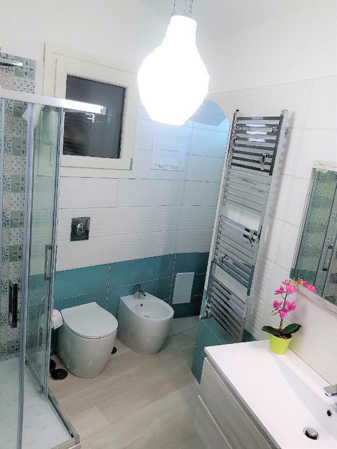 Al Teatro Verdi Luxury Apartment Salerno Bagian luar foto